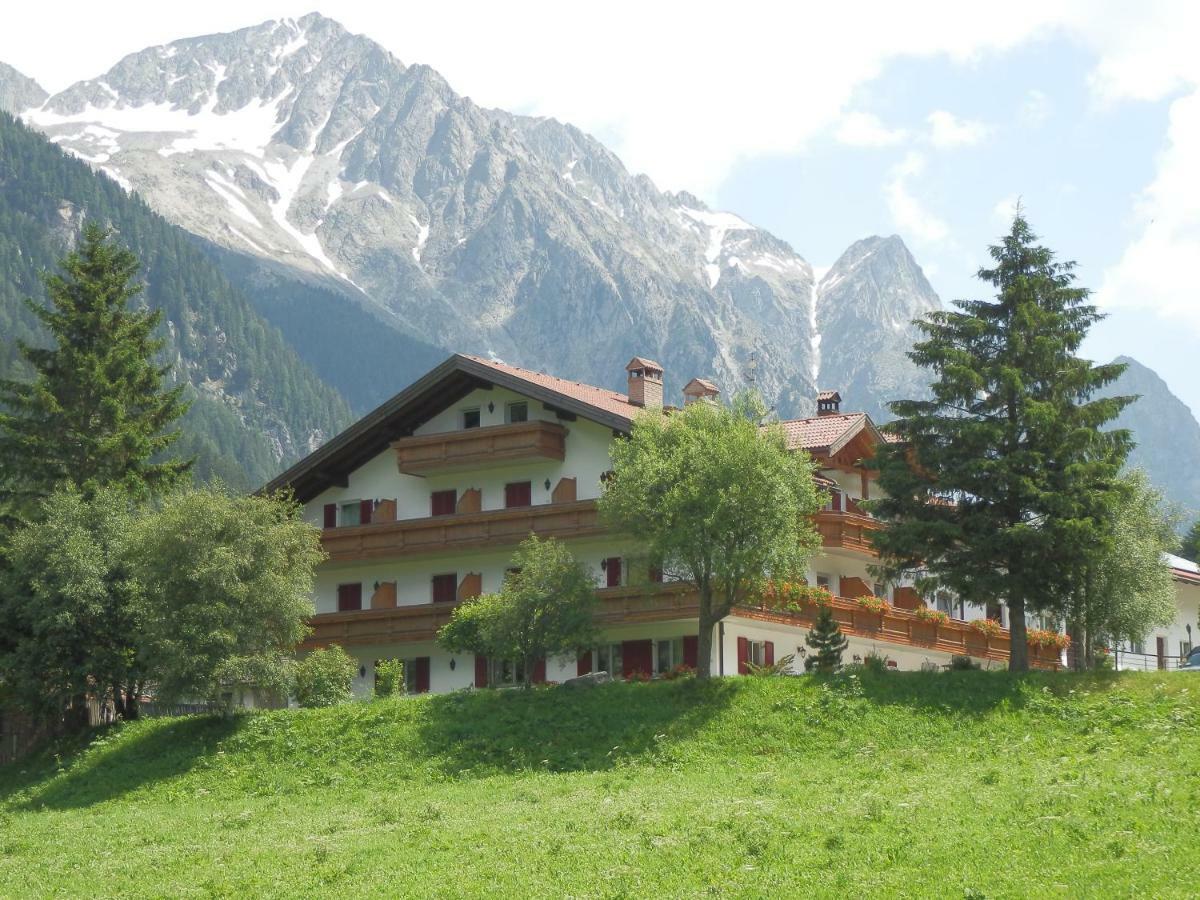 Kuehlerhof Aparthotel Anterselva di Mezzo Ngoại thất bức ảnh
